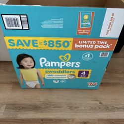 Pampers Swaddlers size 4 (82 count)