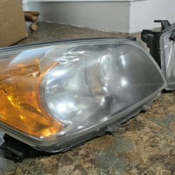 Toyota Rav4 2009 headlights
