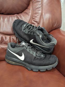 Air Max Full Ride TR 1.5 Men's Athletic Sneakers in black and white Size 10