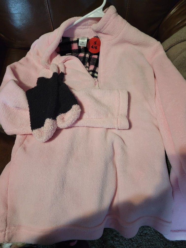 Women's PINK & BLACK Fleece Pajama  SET....Size 4/6