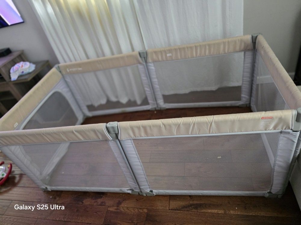 Play yard