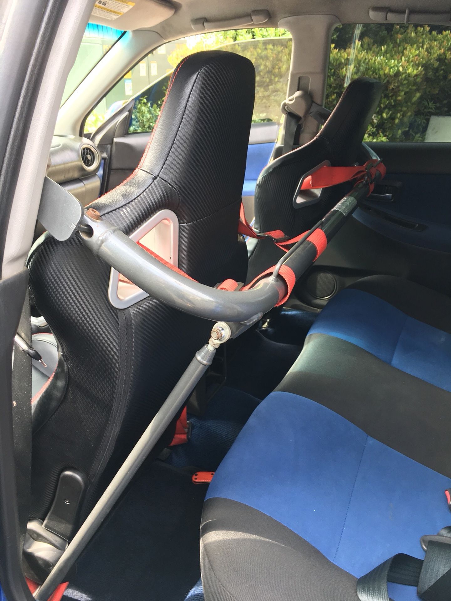 WRX STI 02-07 Sparco Harness Bar & Sparco 4 point Harnesses