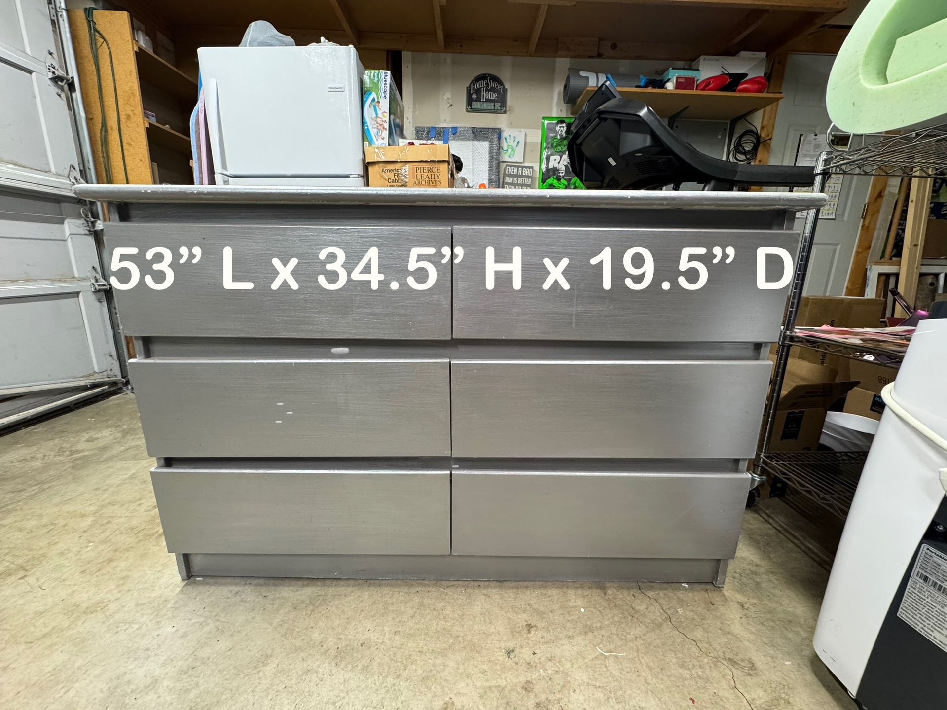 Dresser