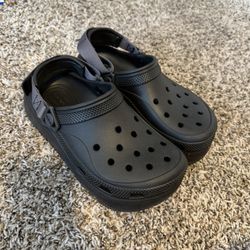 Women’s sz 8 Crocs Hiker Xscape Clog