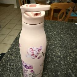 Water bottle 