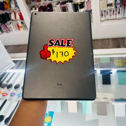 Ipad 7th gen 32 gb WiFi