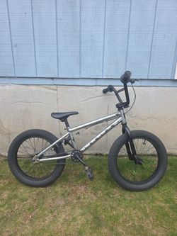Mongoose Legion 18 BMX