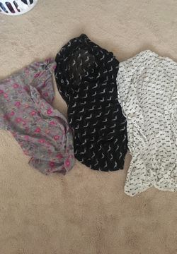 Scarfs 3 for $10