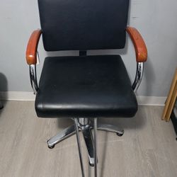 Saloon Equipments