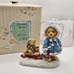 NEW Cherished Teddy Figurine MARY Pulling Sled NIB MINT BEAR WINTER snow Holiday

MIN CONDITION,  STORED IN THE BOX, COMES WITH ORIGINAL PACKAGING
MAR