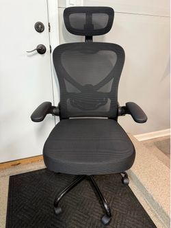 Brand New Black Mesh Tall Back Ergonomic Office Chair w/Flip Up Armrests & Adjustable Lumbar Support