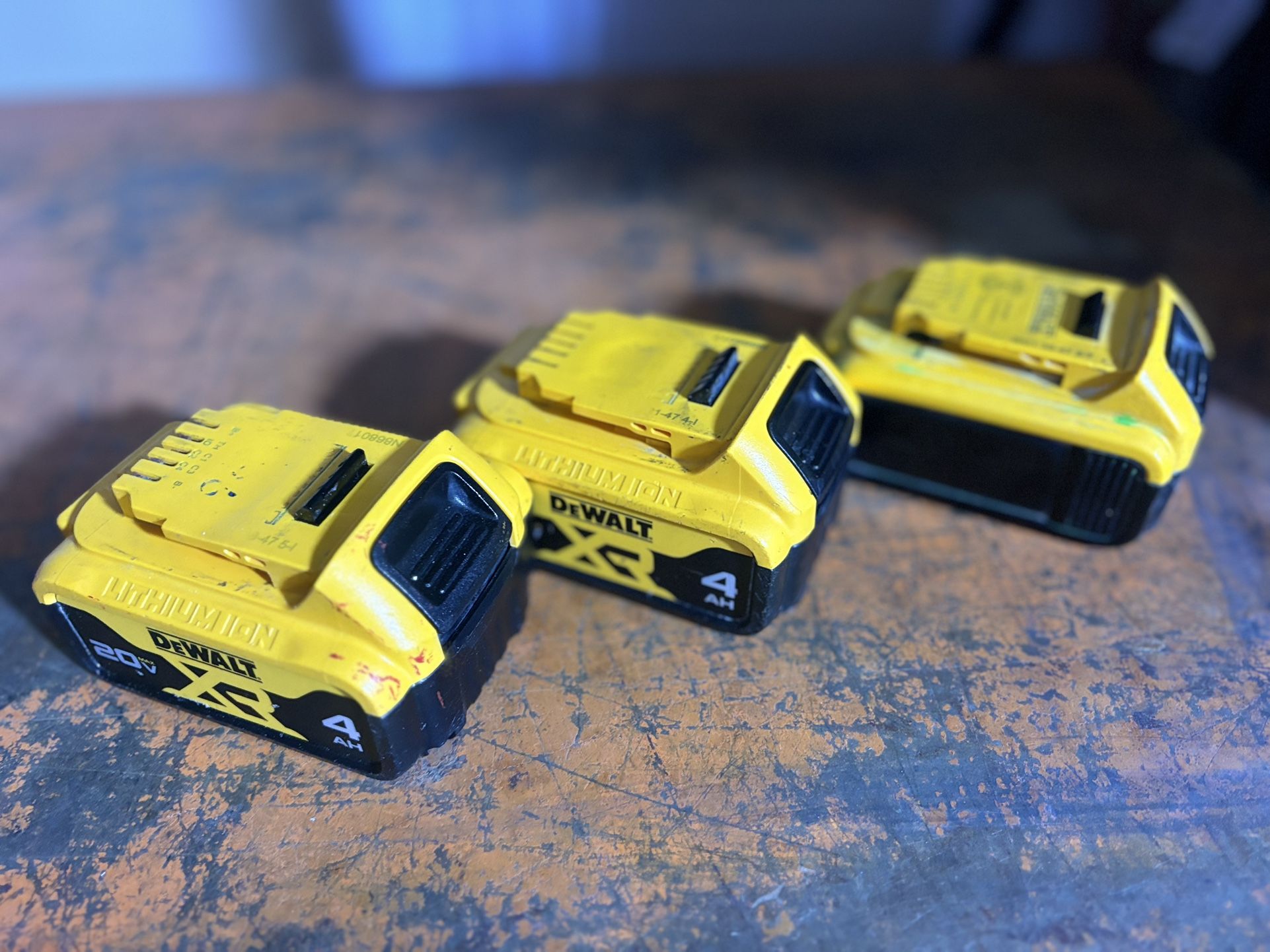 DEWALT 20V Batteries 4AH