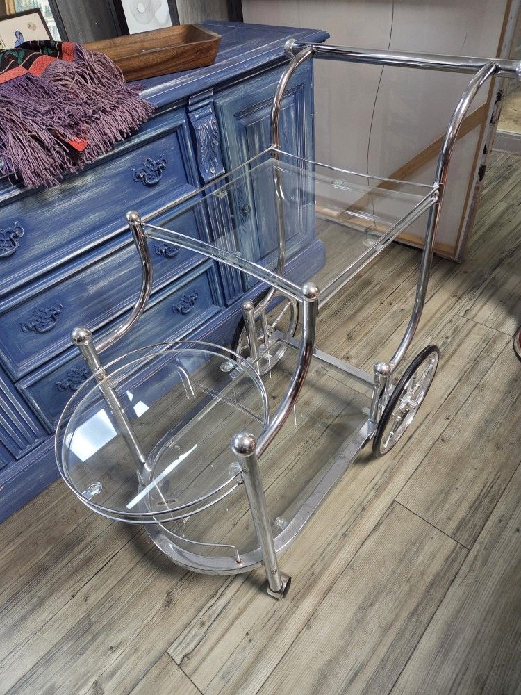 Beautiful Serving Car