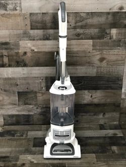 Shark Vacuum Proffesional Carpet Cleaner