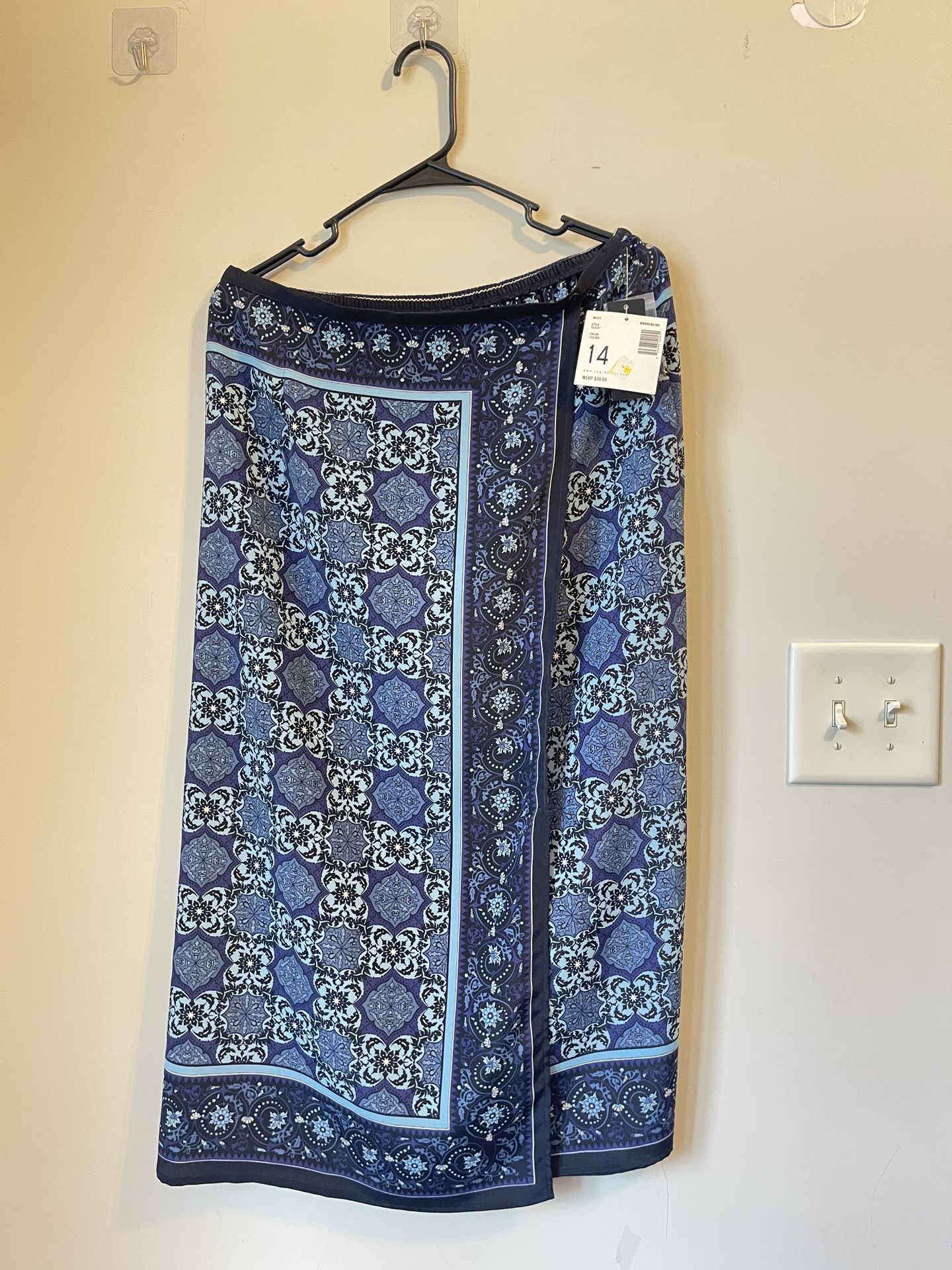 Sag Harbor Floral Midi Wrap Skirt Womens 14 Blue Business Socials