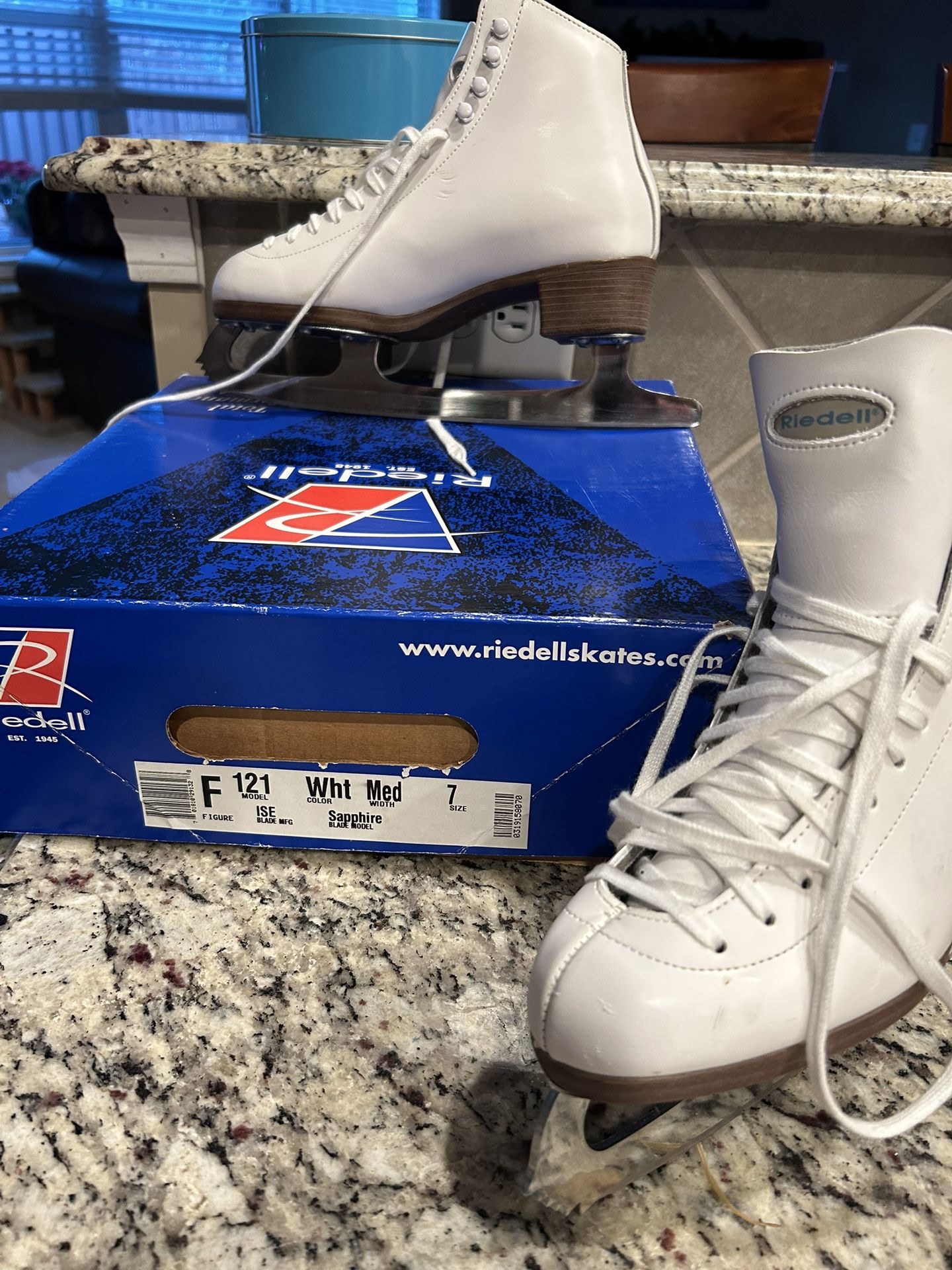 Riedell Ice Skates Women’s Size 7