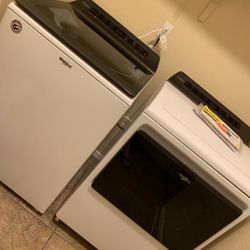 Whirlpool Washer & Dryer