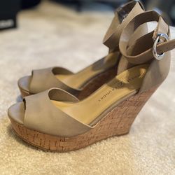 Women’s Wedges By Chinese laundry Size 8
