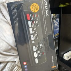 NEW IN BOX Blackmagic ATEM Mini Live Multicam Switcher 4x HDMI to USB-C
