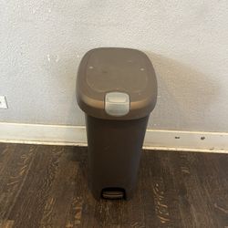 Hefty 12.3gal Slim Step Trash Can with Locking Lid