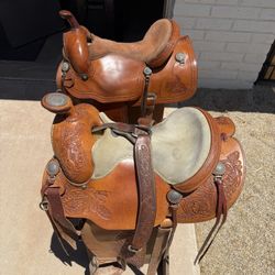 Reining Saddles 