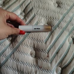 MAC Strobe Beam Liquid Blush 