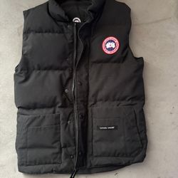 Canada Goose Vest
