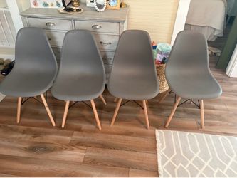 4 shell chairs