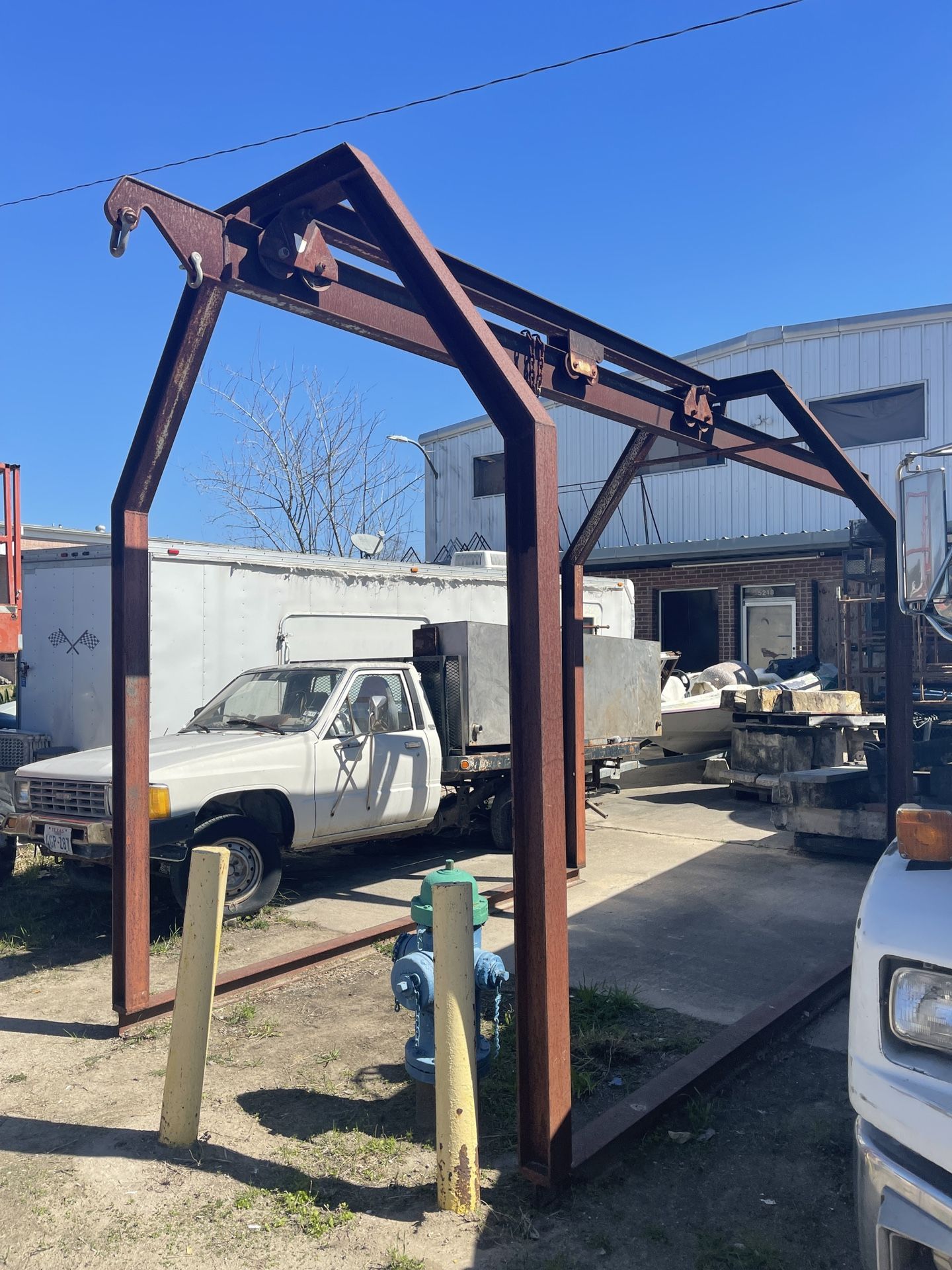 Truck Mount Gantry Crane 2 Ton Plus