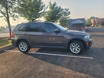 2011 bmw X5  Xdrive35i  - 150 K miles