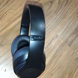 Beats Studio 3s 