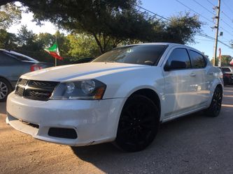 2014 Dodge Avenger. Leather. 2.4
