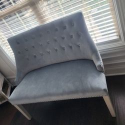 *** UPHOLSTERED BENCH ***