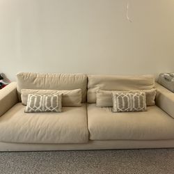 RH Lugano 9 feet Sofa in Excellent Condition (Bargain!)