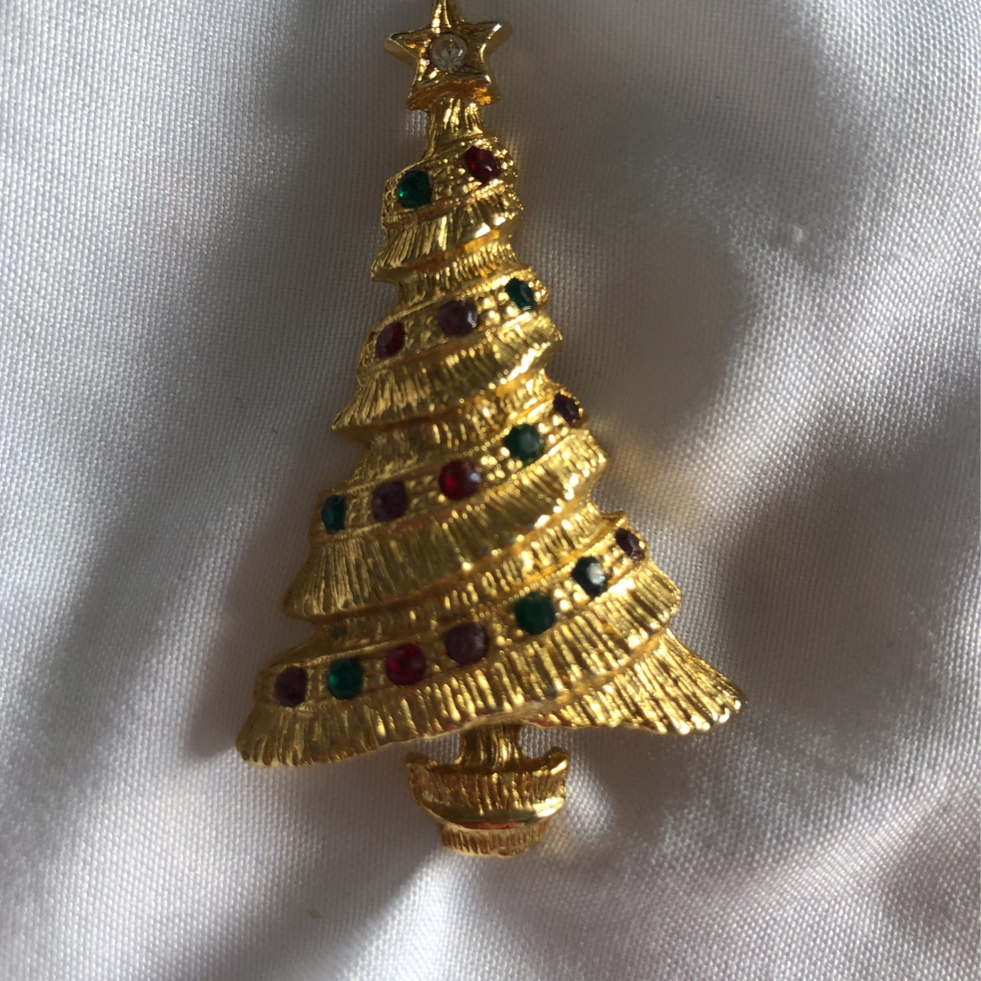 Vintage Christmas Tree Brooch