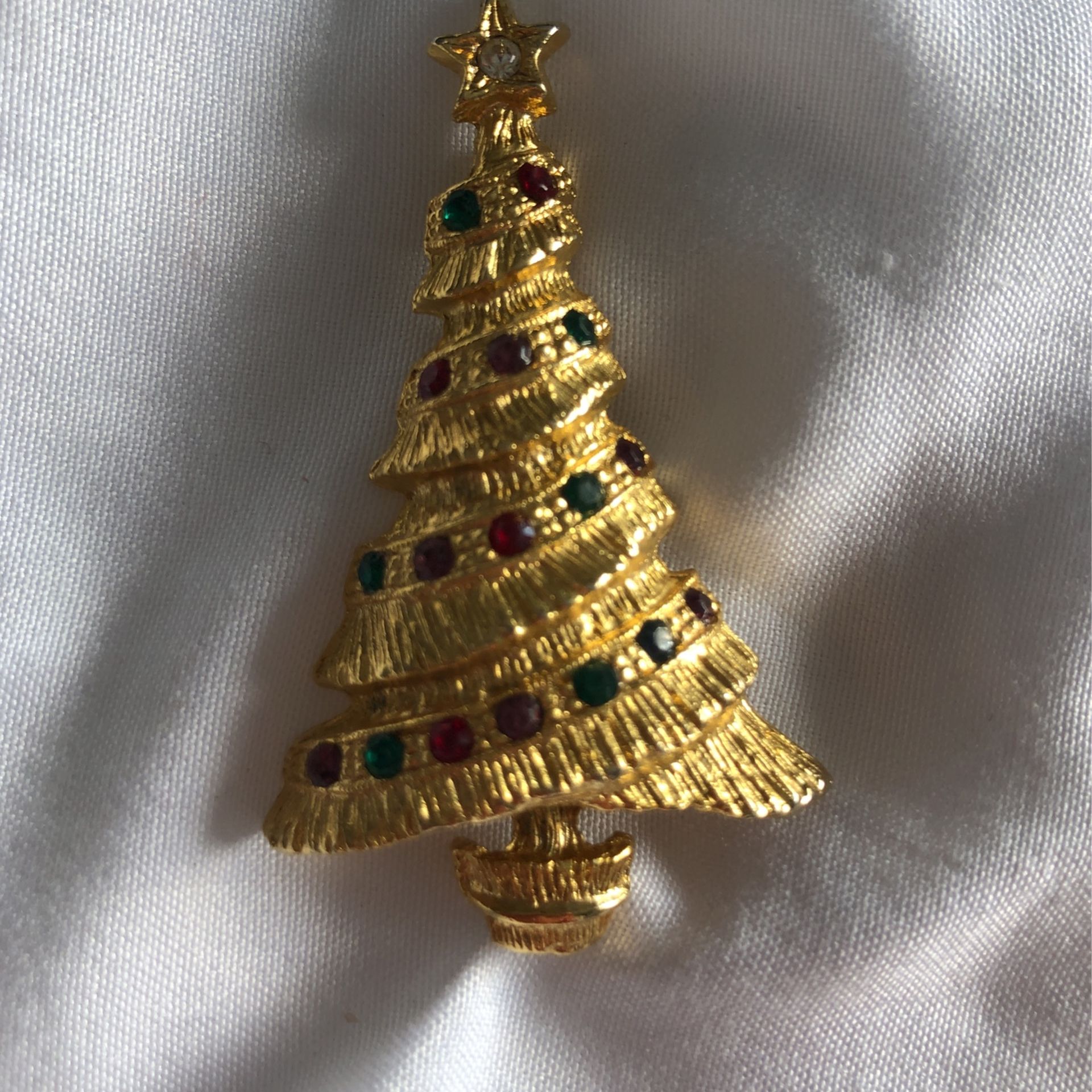 Vintage Christmas Tree Brooch 