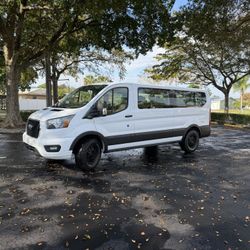 2023 Ford Transit