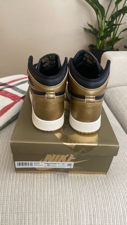 Brand new. Size 4 1/2.