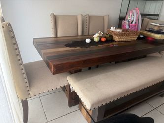 Dinning table