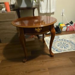 Small Round Endtable Faux Draw