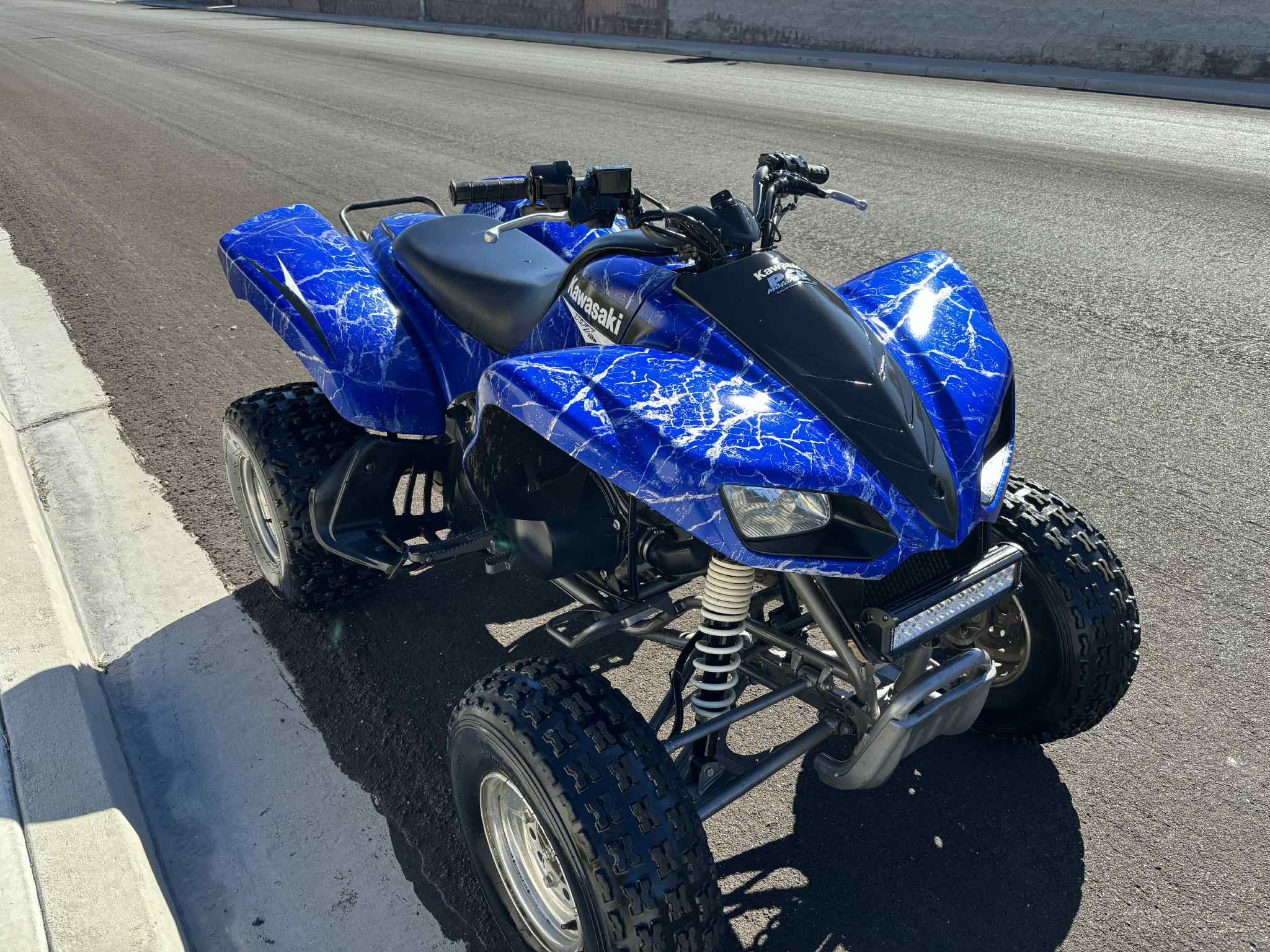 06 Kawasaki Kfx 700
