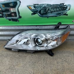 2011-2020 Toyota Sienna Headlight Oem 
