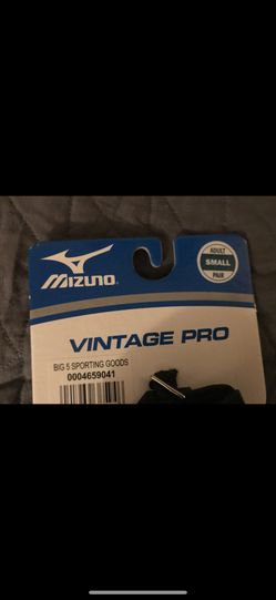 Mizuno Vintage Pro Baseball Gloves (small)