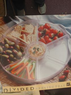 LNT " DIVIDED " CLEAR PLASTIC SERVING TRAY / 6 AREA & CENTER FOR DIP