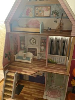 3.75 Ft Tall Dollhouse