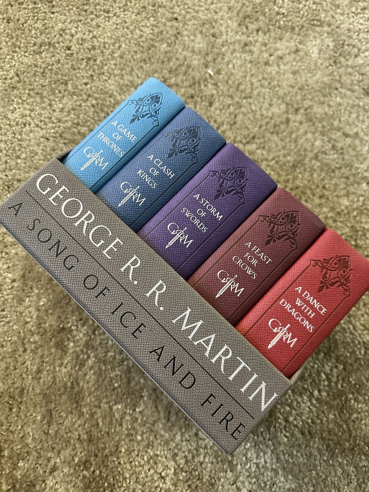 A Game of Thrones book set
