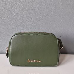Lululemon Everywhere Belt Bag 1L Barracks Green Gold Crossbody OS