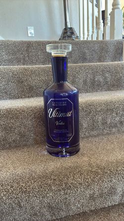 Large Ultimat Glass Bottle (empty)