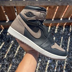 Jordan 1 High Palomino (Size 10)