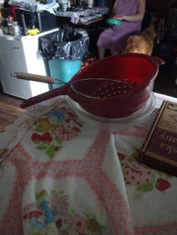 Two Strainers and Two Glass Bowl Set